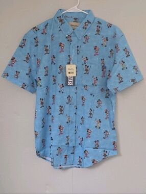 Disney Parks 2025 RSVLTS Mickey Mouse Magic Kingdom Men’s Shirt
